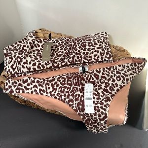 Womens J Crew bikini. Giraffe print. One shoulder top. Med top, xl bottom